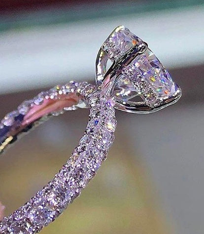 Bague en argent classe