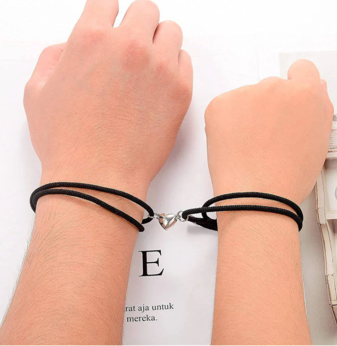 Bracelet corde cœur magnétique (2 pcs)